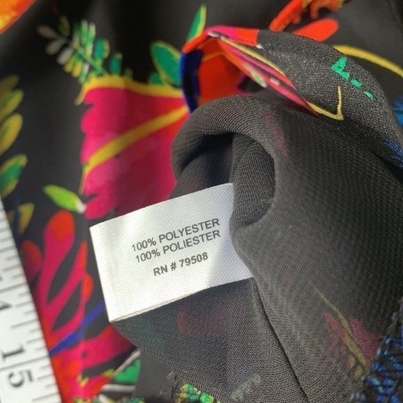 Violet+claire Tropical Botanical Layered V neck Tank - Picture 9 of 9